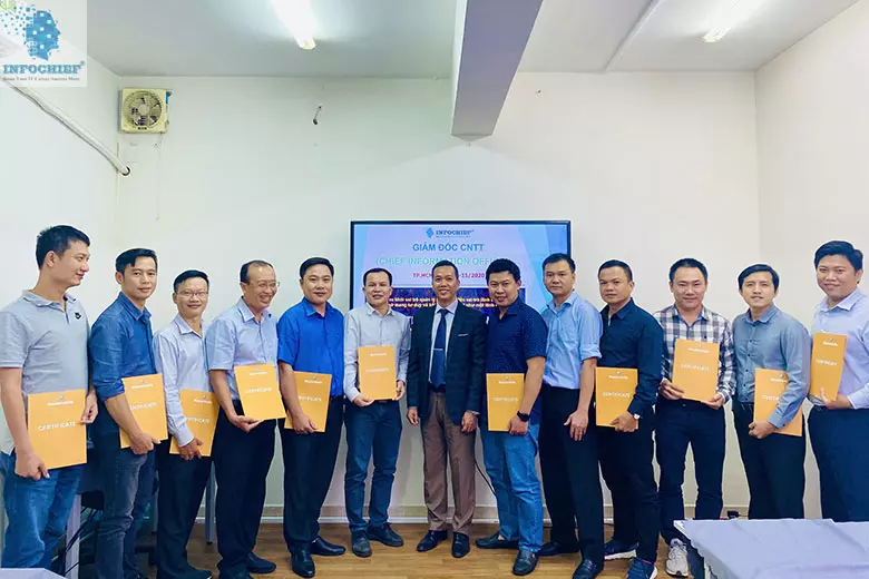 Bế giảng Khóa học Giám đốc CNTT - CIO cho các Nhà quản lý bộ phận IT, tổ chức Public tại TP. Hồ Chí Minh.