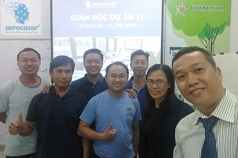 Bế giảng khóa Giám Đốc Dự Án IT Chuyên Nghiệp tại TP. Hồ Chí Minh.